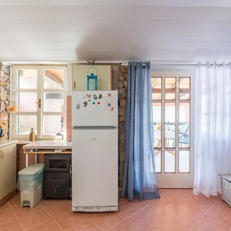 度假居 House Fumes *